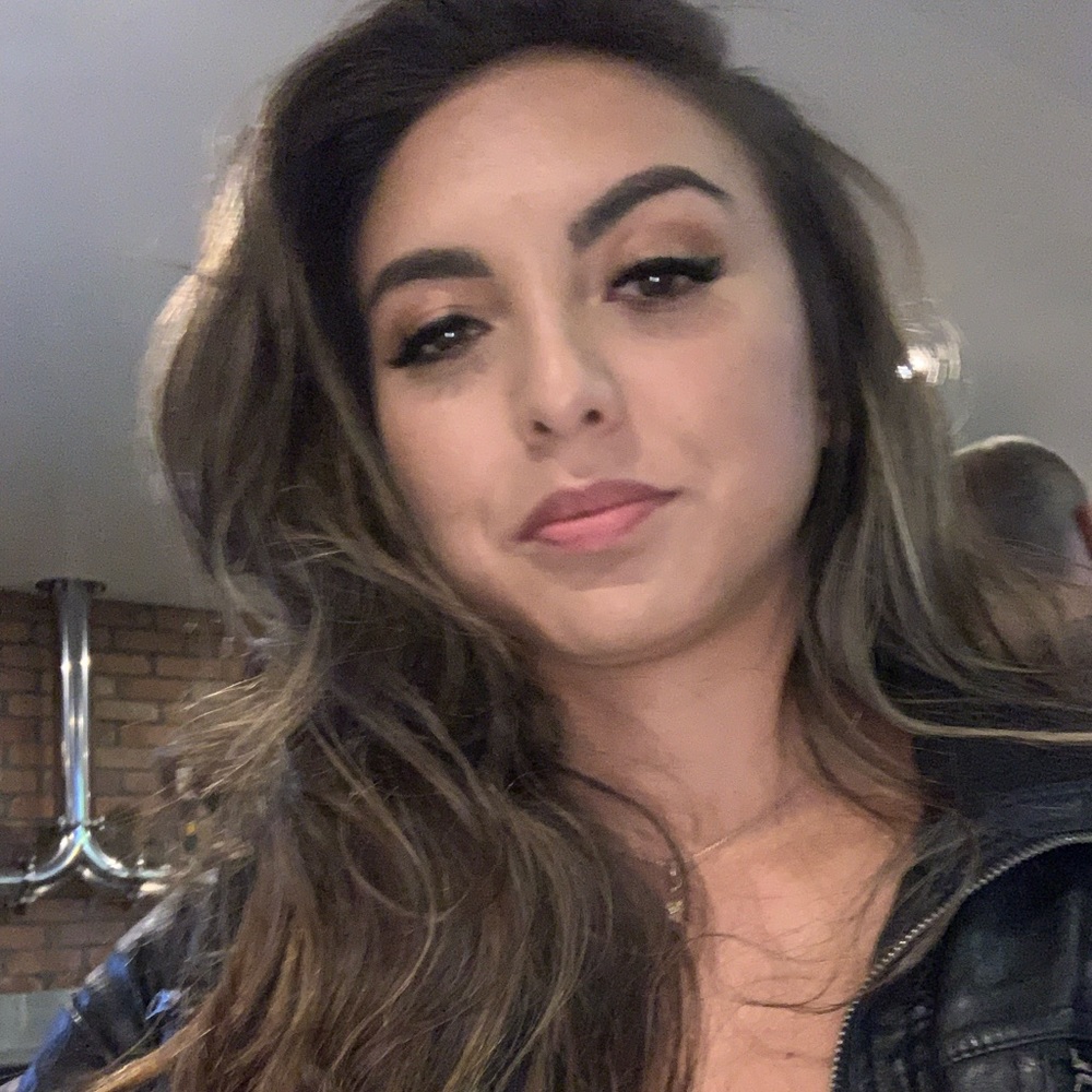 Meet your Posher, Nicole